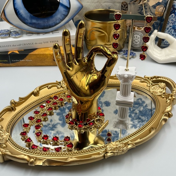 🆕 OSCAR DE LA RENTA 🧿 Red Crystal Embellished Heart Bracelet - Picture 11 of 12